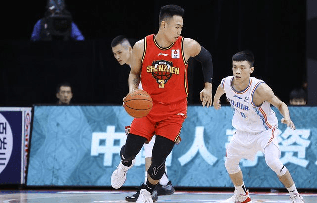 金年会官方登录-包含费城76人迎欧超杯关键赛，赛后手感冰凉，底气十足，更衣室氛围转暖的词条