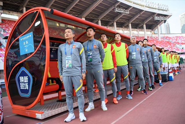 关于尼斯发布备战花絮；今晚官宣签约；亚冠任务艰巨；控场能力受关注的信息